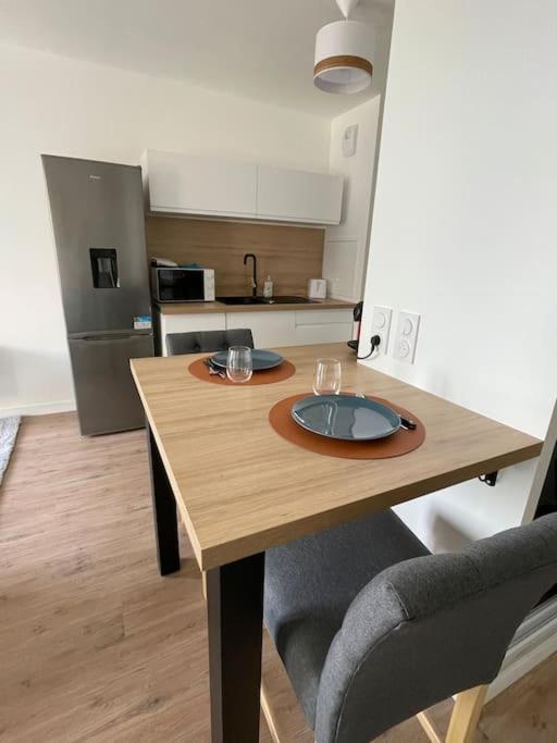 Superbe T2 Proche De La Gare Rer Tgv Massy Palaiseau Apartment Ngoại thất bức ảnh