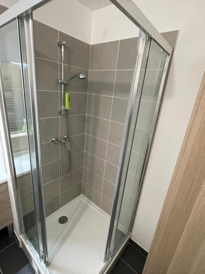 Superbe T2 Proche De La Gare Rer Tgv Massy Palaiseau Apartment Ngoại thất bức ảnh